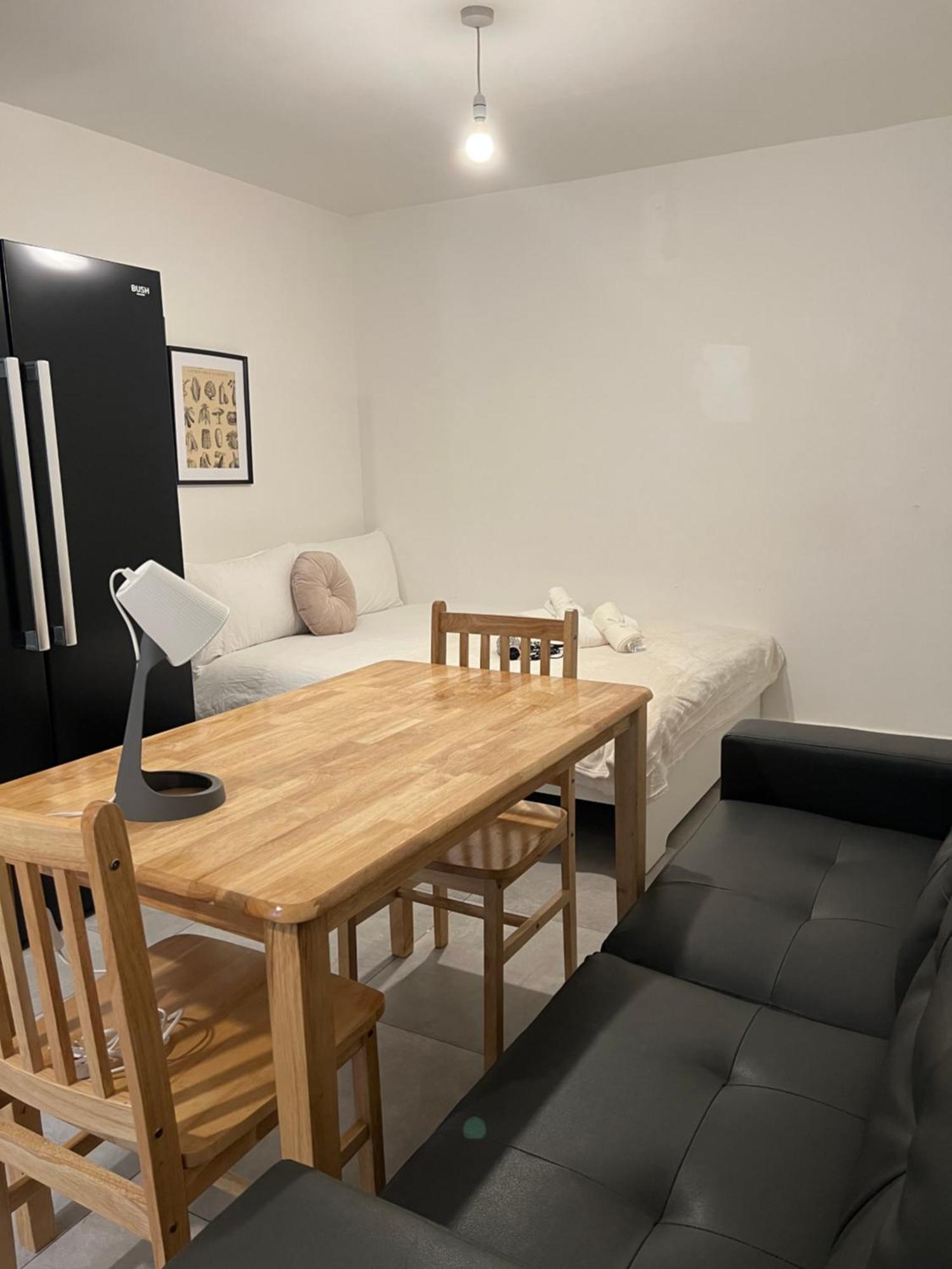 Lovely Double Rooms In Euston & Square In Central Londra Dış mekan fotoğraf